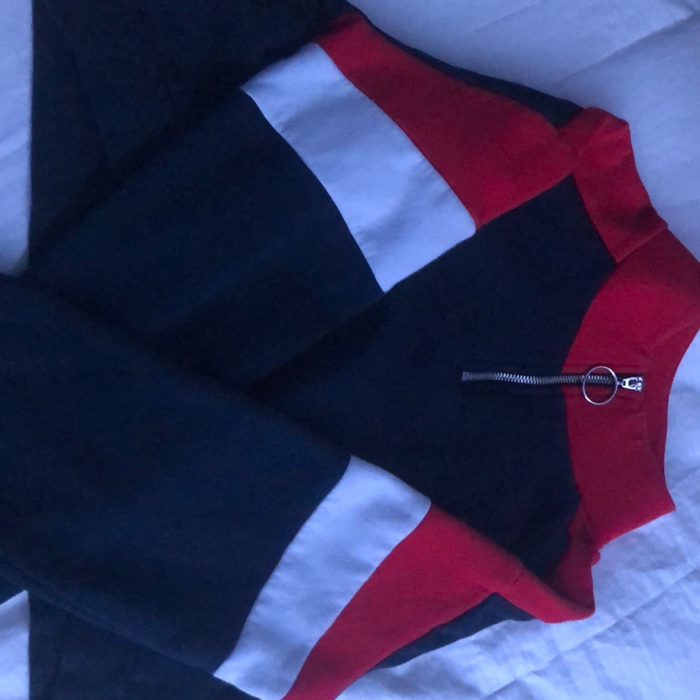 H&M- cropped hoodie